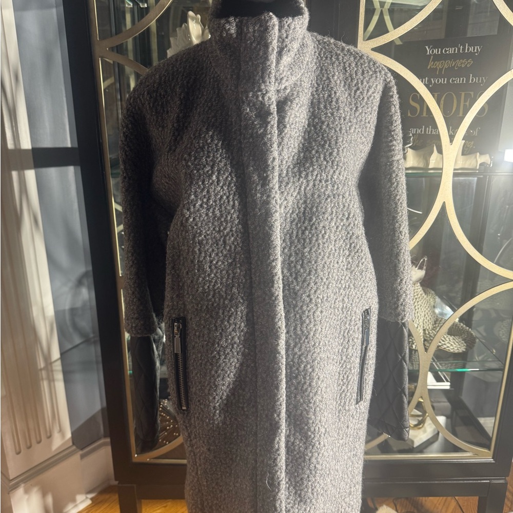 Vince Camuto Grey Coat with Leather. Size S.